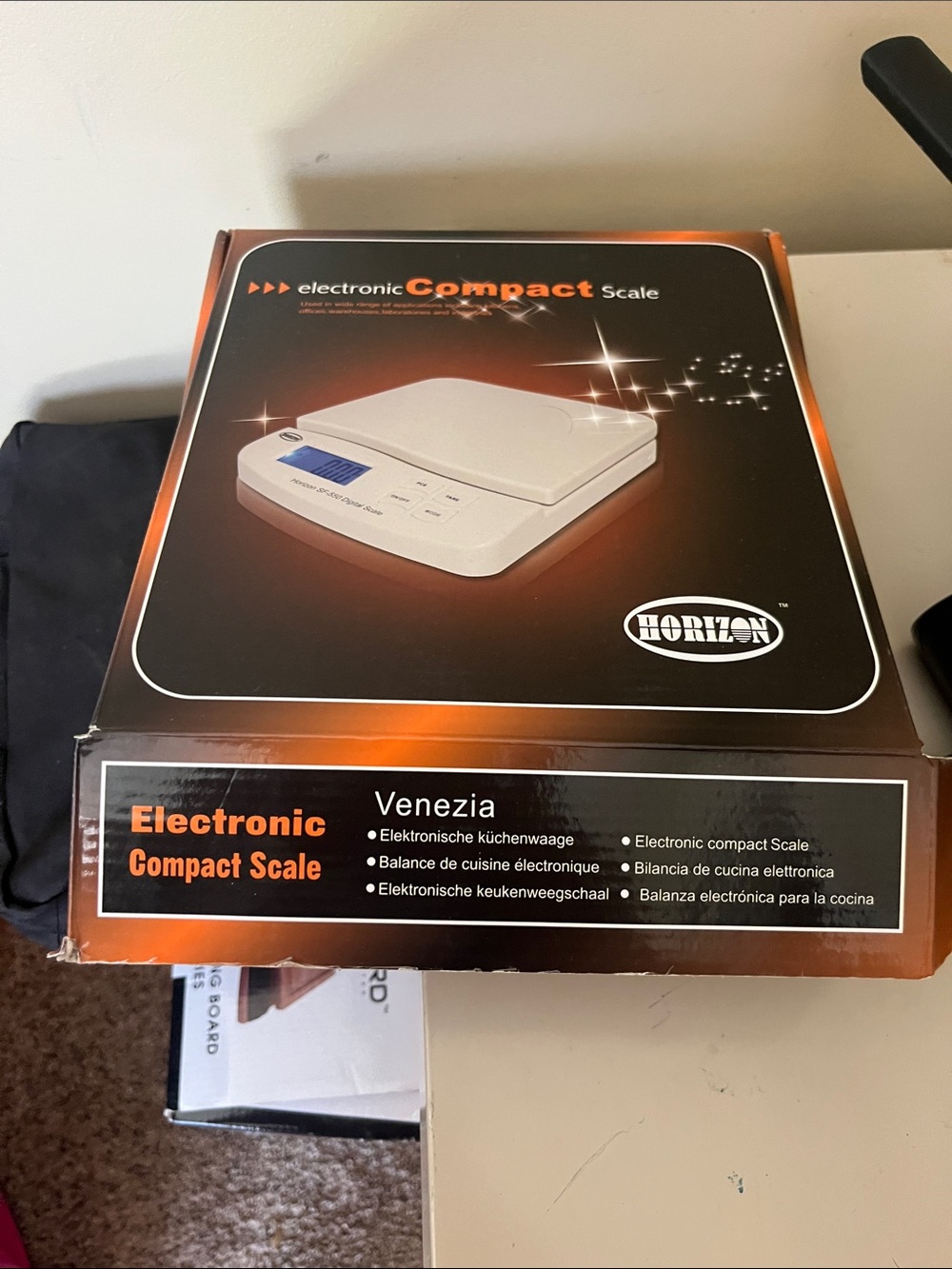 Horizon Venezia Electronic Compact Scale - White